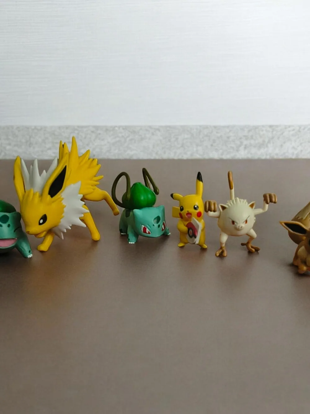 Pokémon Kids Toy Figure Set - Yellow Pikachu & Assorted Creatures